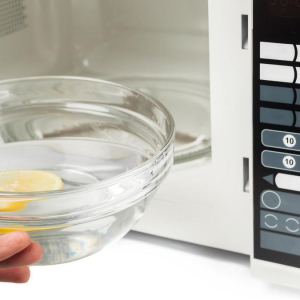 Какие продукты категорически нельзя разогревать в микроволновке и почему: советы экспертов